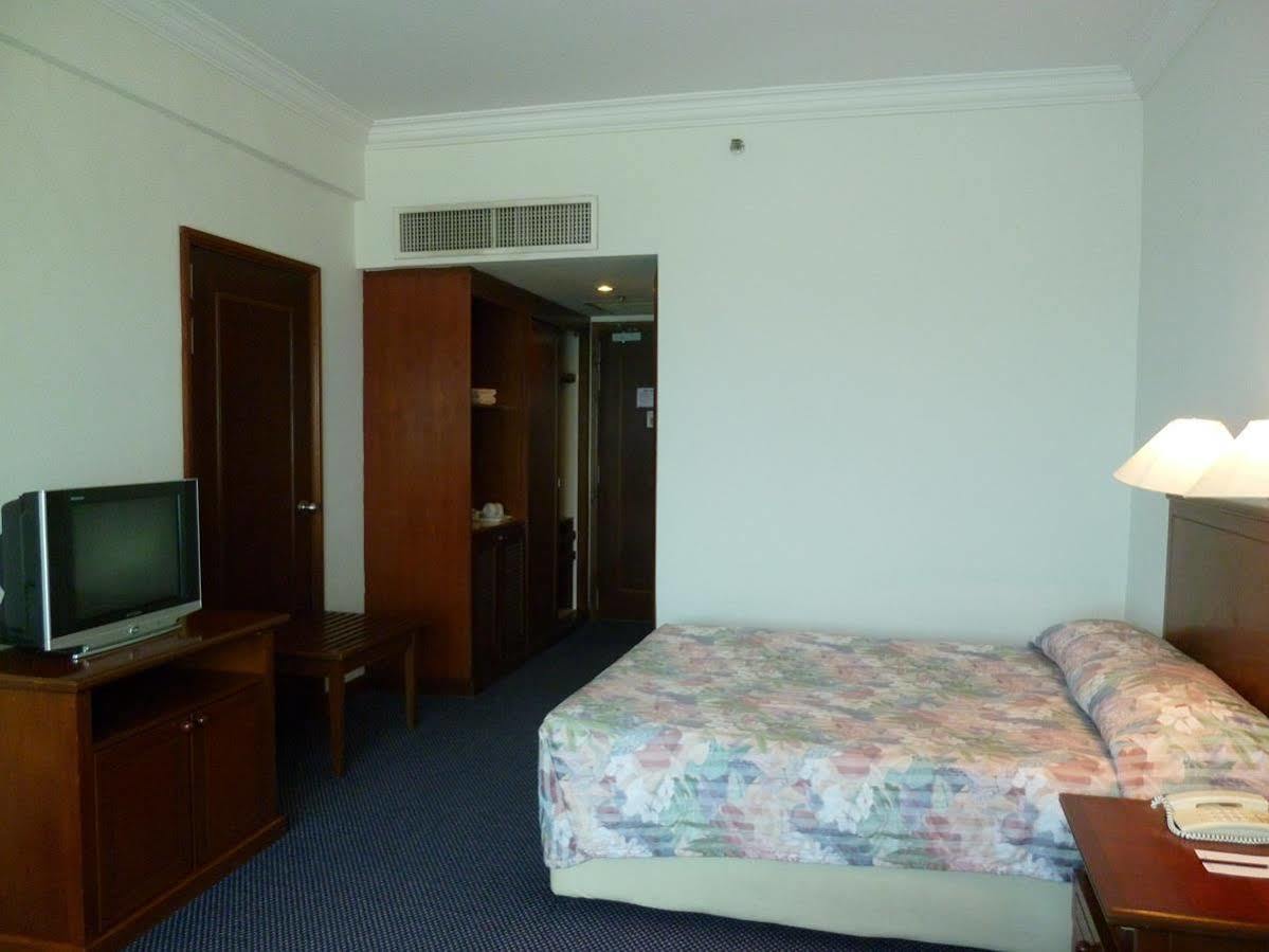Gocos Hotel Klang Kültér fotó